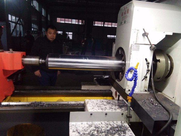 旋外圓專用數(shù)控旋風(fēng)銑河北廊坊客戶現(xiàn)場(chǎng)