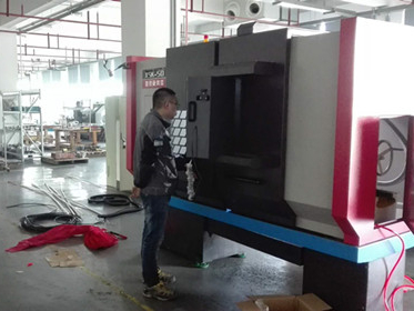 地釘螺絲數(shù)控旋風(fēng)銑常州客戶現(xiàn)場(chǎng)