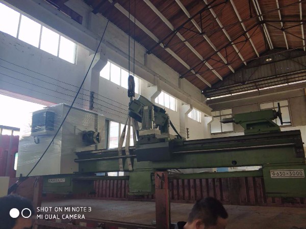 鉆石輥數(shù)控旋風(fēng)銑（改造版）南京客戶現(xiàn)場(chǎng)