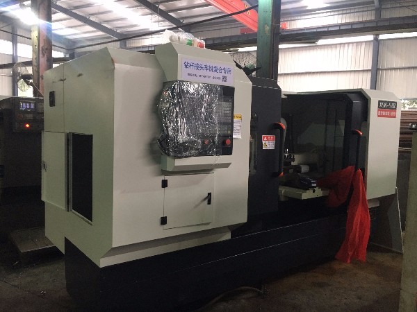 鉆桿接頭專用數(shù)控旋風銑浙江客戶現(xiàn)場